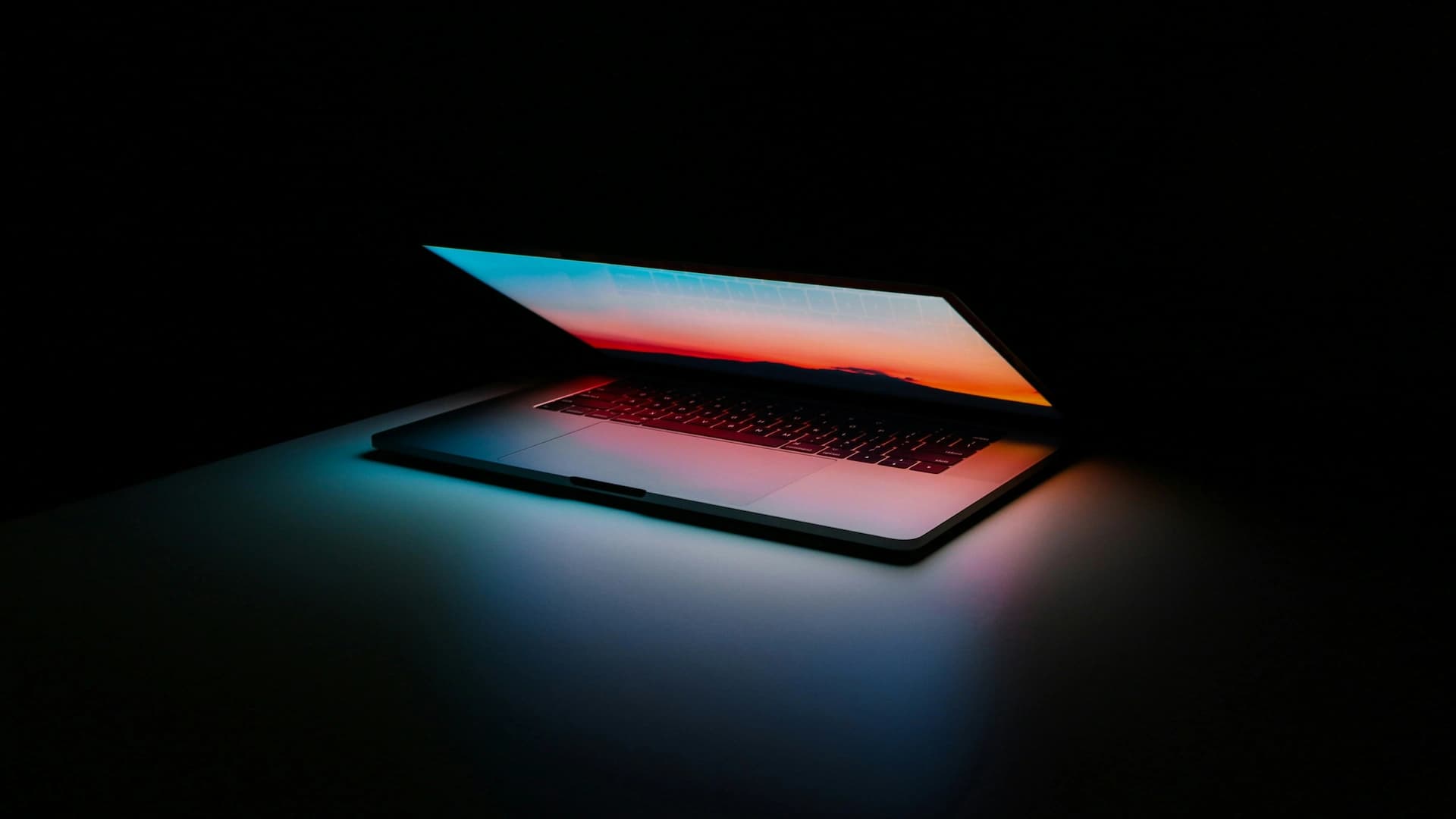 Serviços de informática e suporte técnico